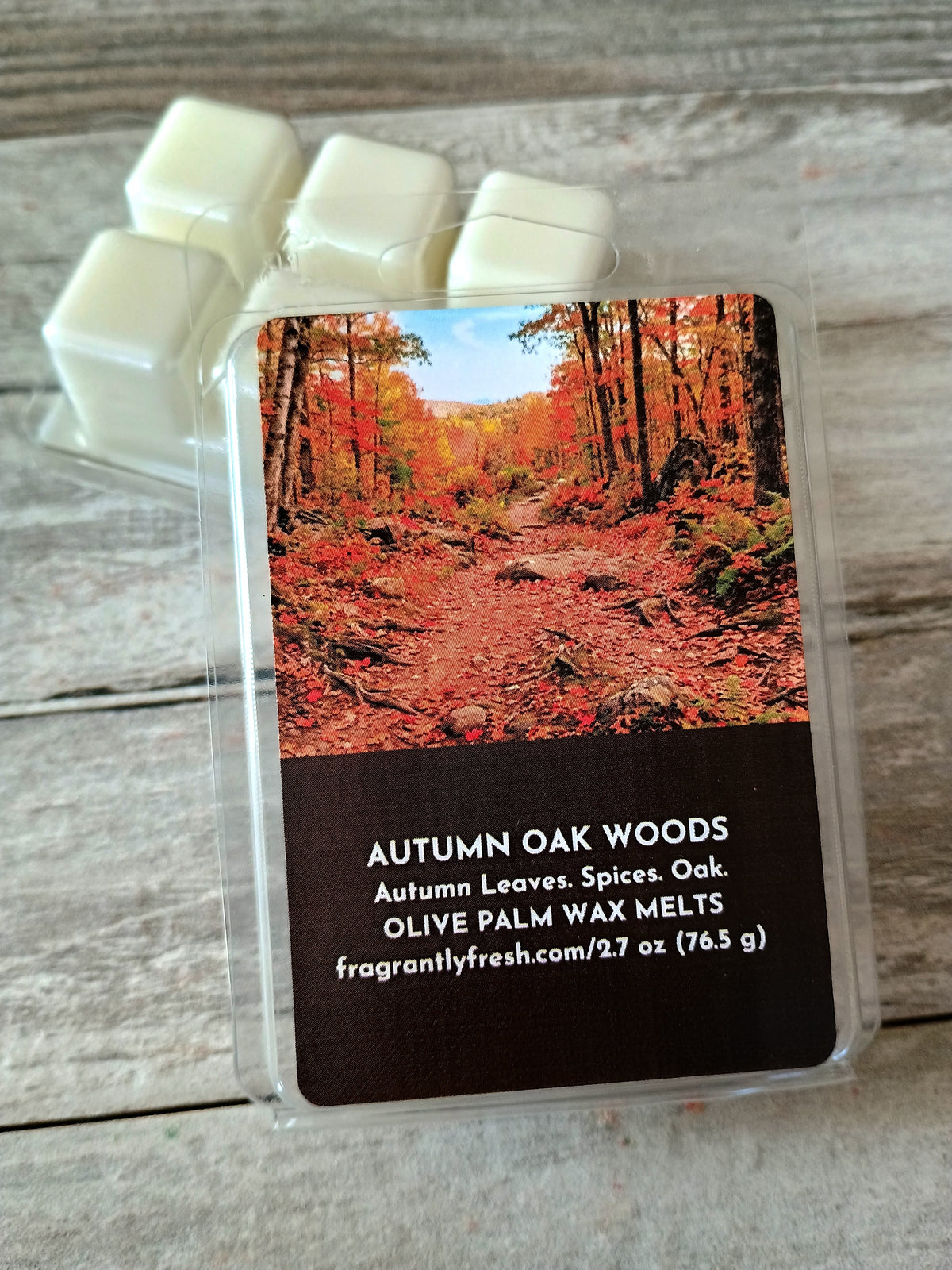 AUTUMN OAK WOODS (2.7 oz Snap Bar Wax Melts)